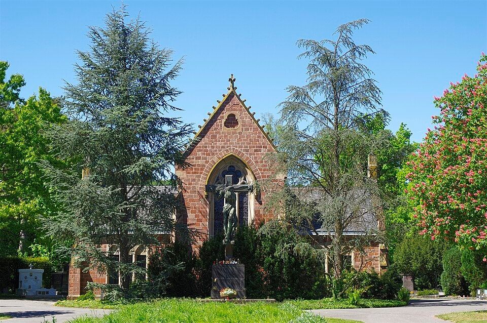 Neugotische Friedhofskapelle auf Hauptfriedhof Trier